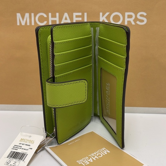 Michael Kors Medium Saffiano Leather Wallet
Lime
NWT - Picture 5 of 16